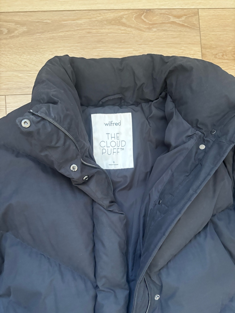 Aritiza Wilfred Cloud Black Long Puffer Coat - Insulated Jacket - Picture 3 of 4
